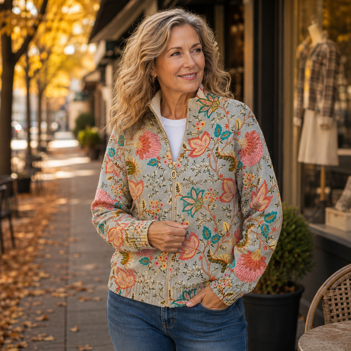 Karin gebreid vest met vintage bloemen en rits